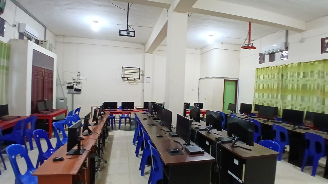 Ruang Lab Komputer