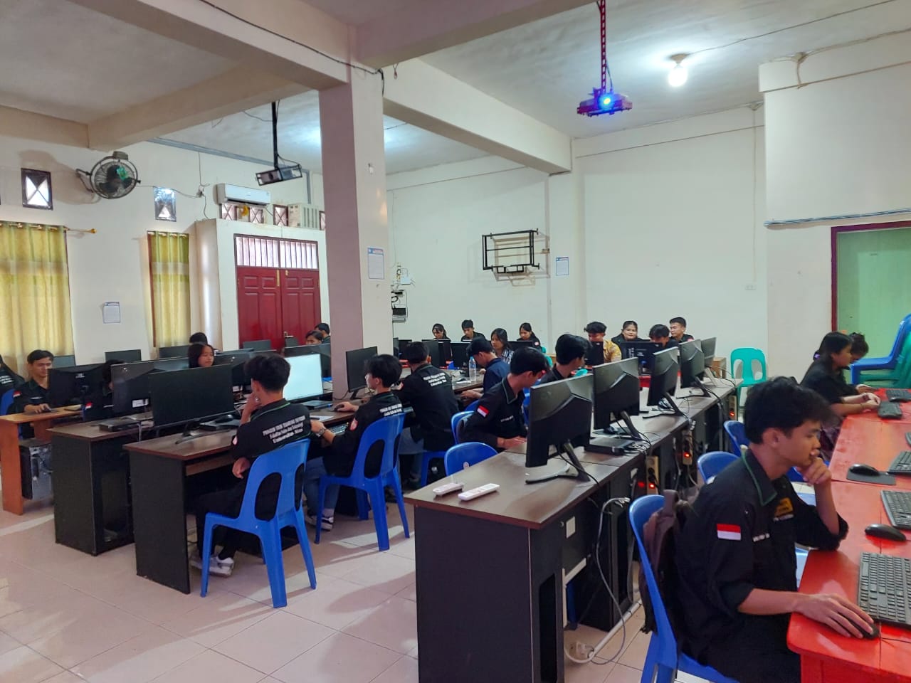 Ruang Lab Komputer